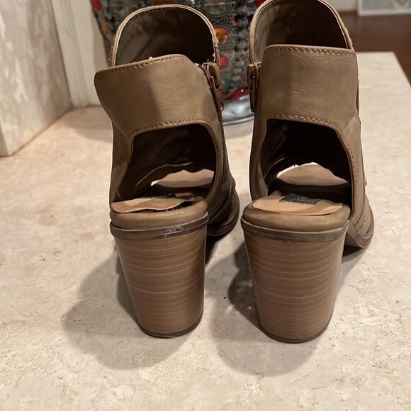 David Aaron shoes size 7 sandal bootie - Picture 4 of 8